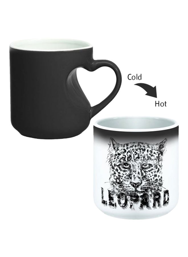 ديكالاك كوب سحري من السيراميك مزود بمقبض على شكل قلب بتصميم منحنٍ إلى الداخل أسود/ أبيض - Image 2