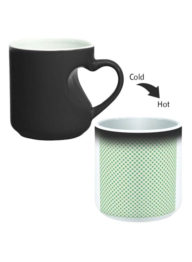 ديكالاك كوب سحري من السيراميك مزود بمقبض على شكل قلب بتصميم منحنٍ إلى الداخل أسود/ أبيض - Image 2