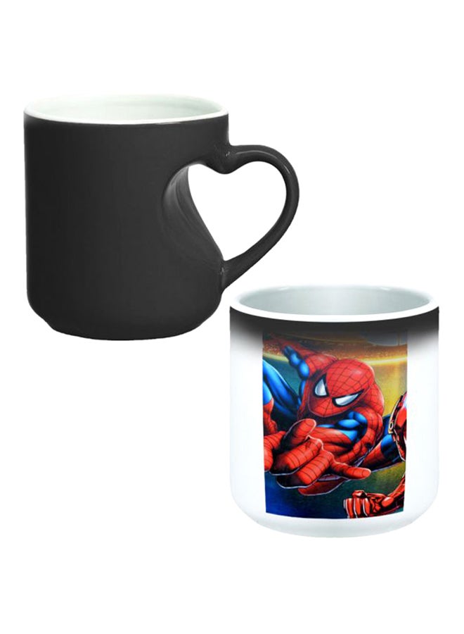 ديكالاك كوب سحري من السيراميك مزود بمقبض على شكل قلب بتصميم منحنٍ إلى الداخل أسود/ أبيض - Image 1