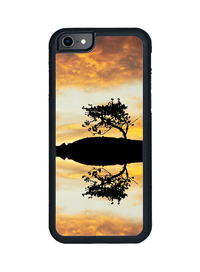 ديكالاك غطاء حماية واقٍ بطباعة ثنائية الأبعاد لهاتف أبل آيفون 7 شجرة مع منظر غروب الشمس في السماء - Image 1