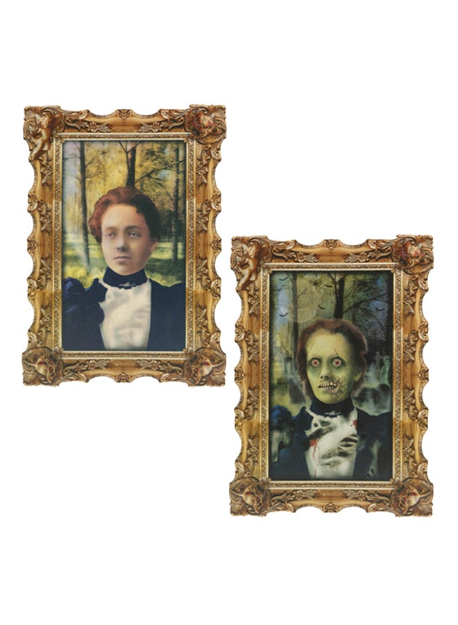 أمسكان قطعتان من لوحة فنية محدبة الشكل بتصميم غول مخيف