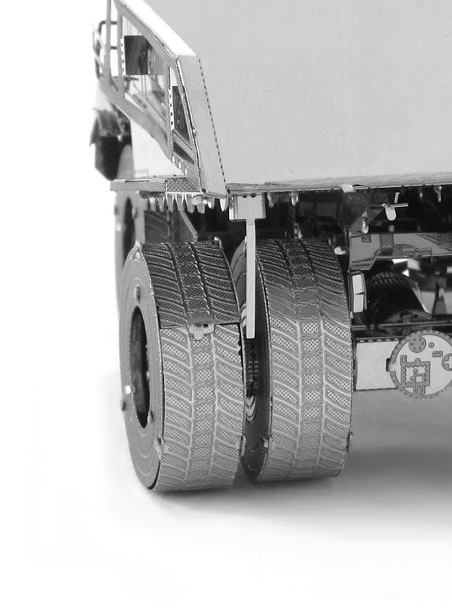 Flytec - 3D Tractor Model Kit - Image 1