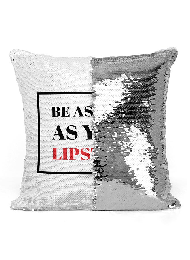 وسادة مزينة بالترتر ونمط مطبوع لعبارة "Be As Bold As Your Lipstick" أبيض/أحمر/أسود 16x16بوصة - Image 2