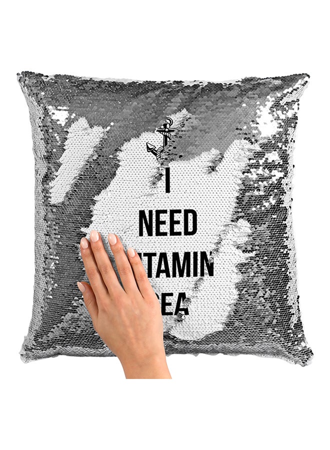 وسادة مزينة بالترتر بطبعة عبارة I Need Vitamin Sea أبيض / أسود / فضي 16x16بوصة - Image 3