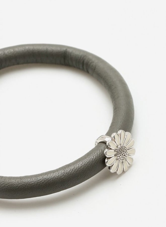 CHRISTINA DESIGN LONDON Leather Marguerite Bracelet - Image 3