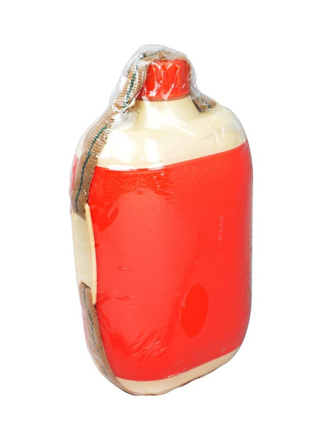 Hunter's Gourmet Plastic Water Bottle Red/Beige 1100ml  - Image 2