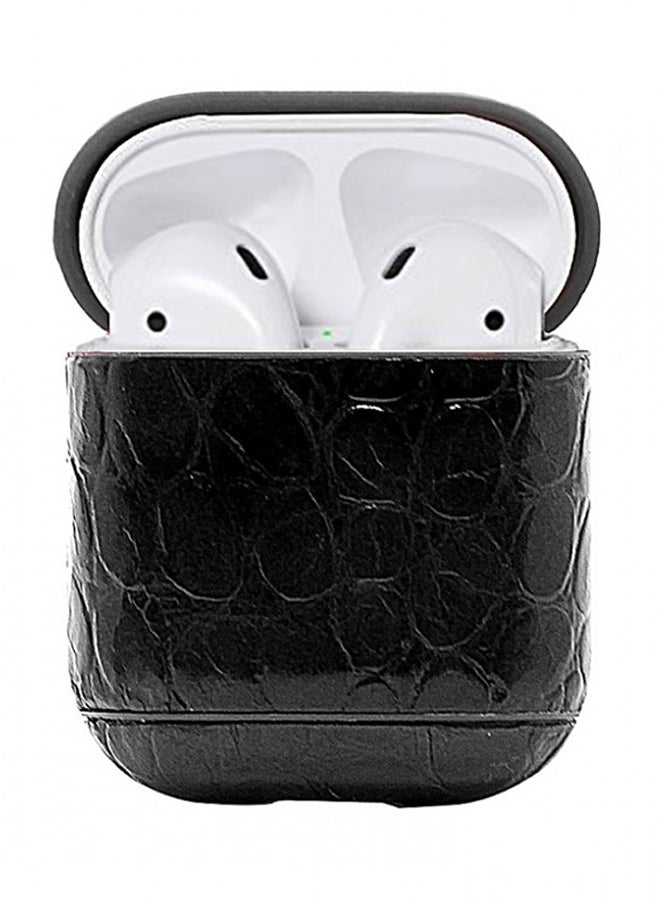 جوواي حافظة حماية واقية مزودة بشاحن لسماعات أبل آير بود أسود - Image 2