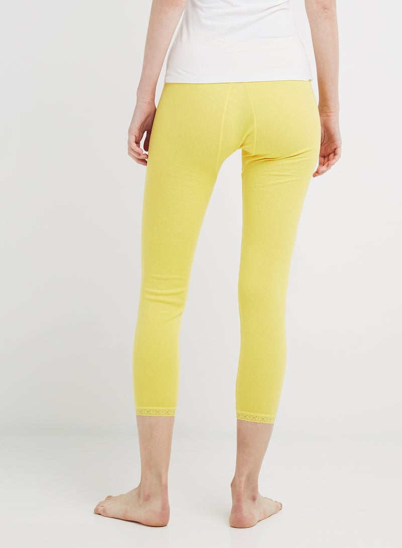 سلاجر بنطال ضيق مزين بالدانتيل أصفر - Image 3