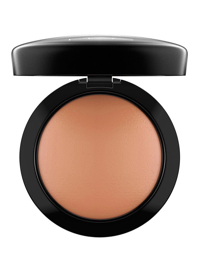 Mineralize Skinfinish Face Powder Medium Deep - Image 1