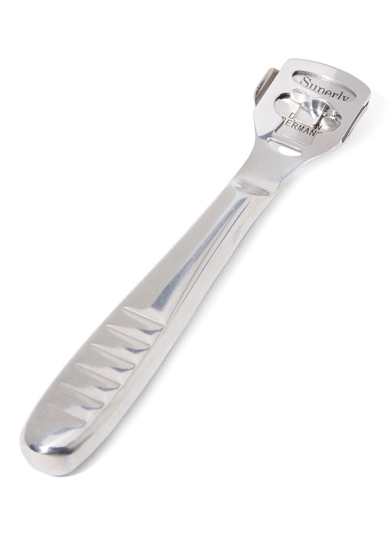 Helena Stainless Corn And Callus Shaver Silver 14x3cm - Image 1