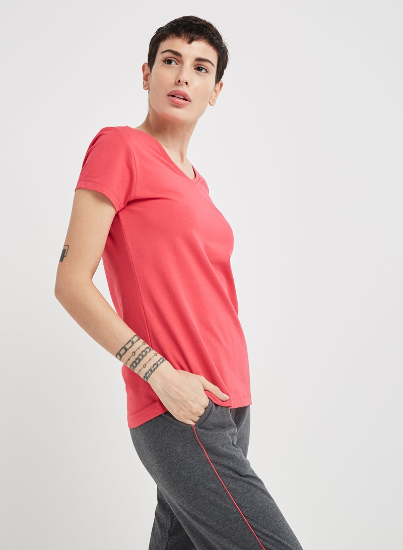 JOCKEY - Casual V-Neck Tee Ruby - Image 1
