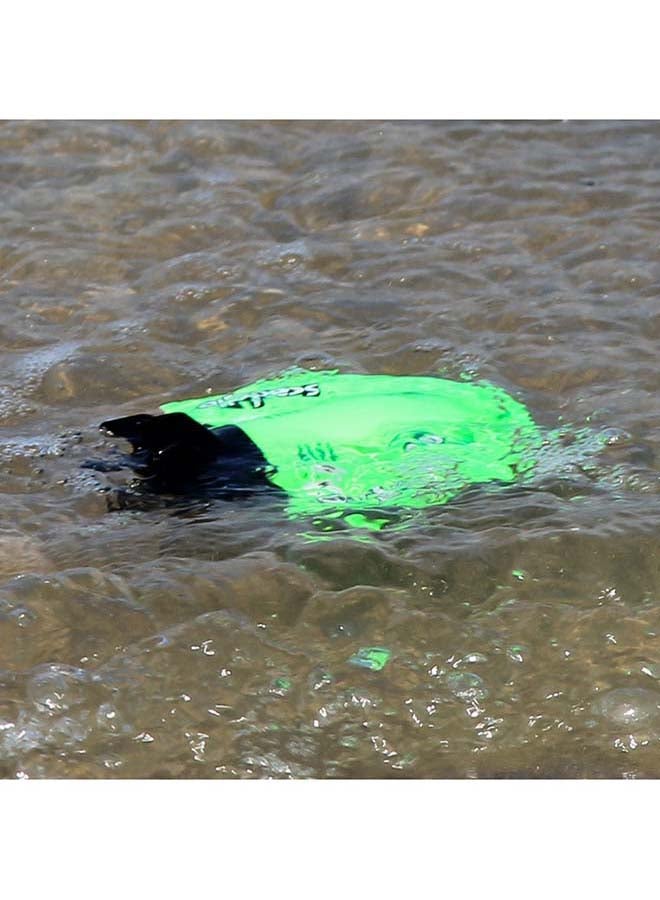 Remote Controlled Submarine Boat Toy 11x 8x 4cm - Image 2