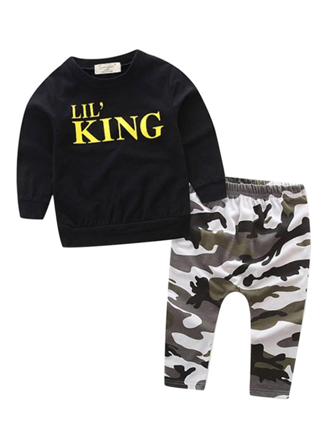 طقم بلوزة وبنطلون بطبعة مموهة وكتابة مطبوعة من قطعتين أسود/ أبيض/ أخضر - Image 1