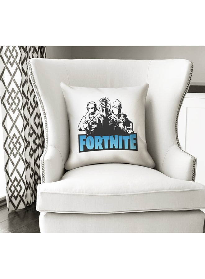 وسادة مطبوع عليها صورة لاعبين من لعبة Fortnite أبيض / أسود / أزرق 16x16بوصة - Image 3