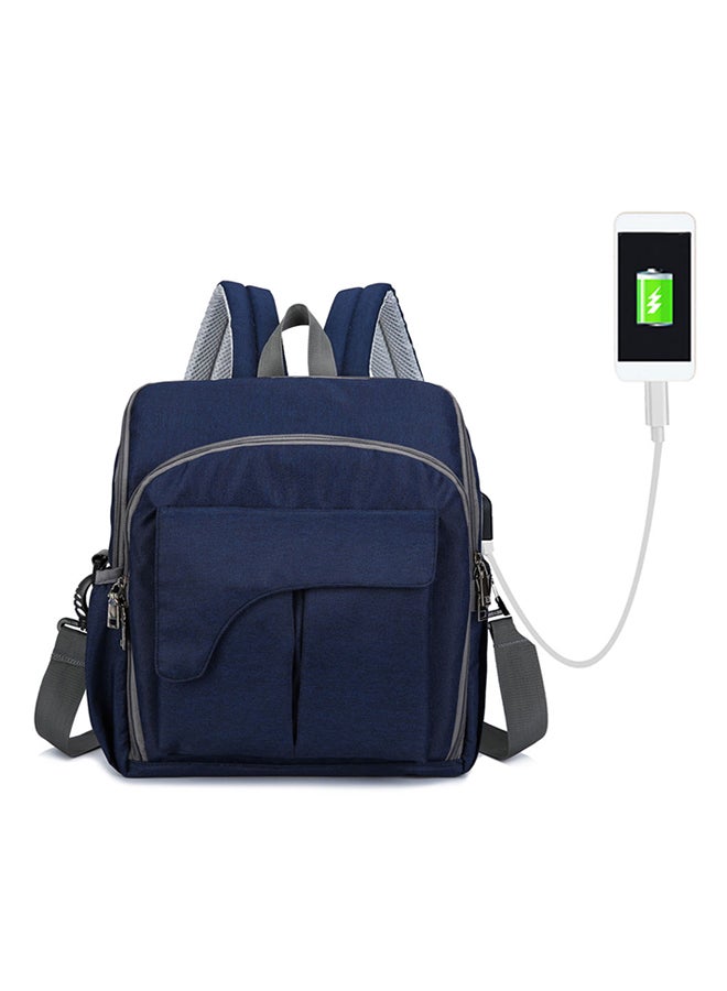 حقيبة لأغراض الطفل متعددة الوظائف مع حزام للتثبيت في عربة الأطفال ومنفذ USB للشحن 