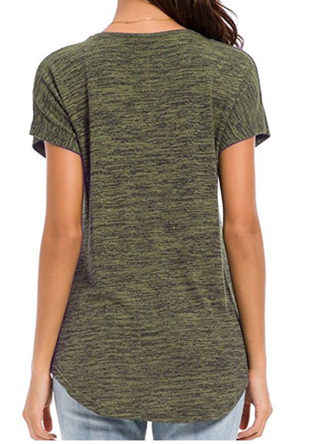 شاربدو بلوزة بأكمام قصيرة ورقبة على شكل الحرف V أخضر - Image 3