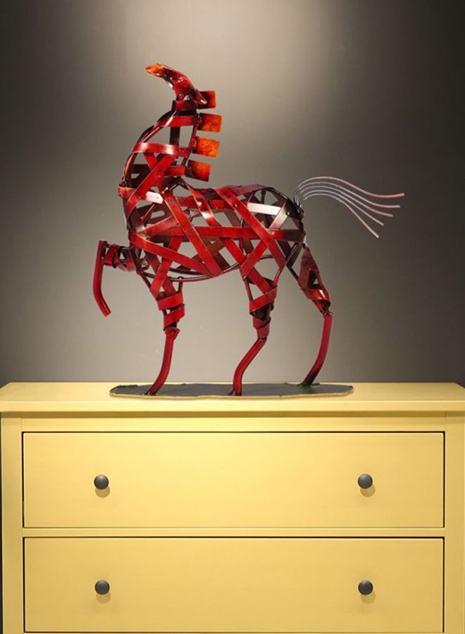تمثال توآرتس لحصان مزخرف بتصميم متداخل أحمر/بني 28x5.7x29.8سم - Image 3