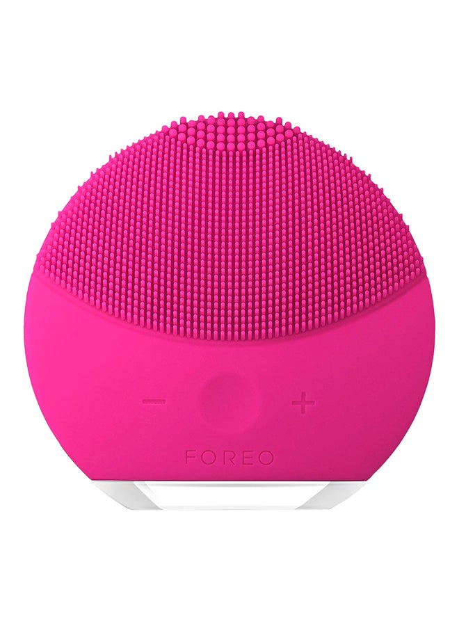 فرشاة لتنظيف الوجه قابلة للشحن ميني 2 أحمر 7.5x8x2.85سم - Image 1