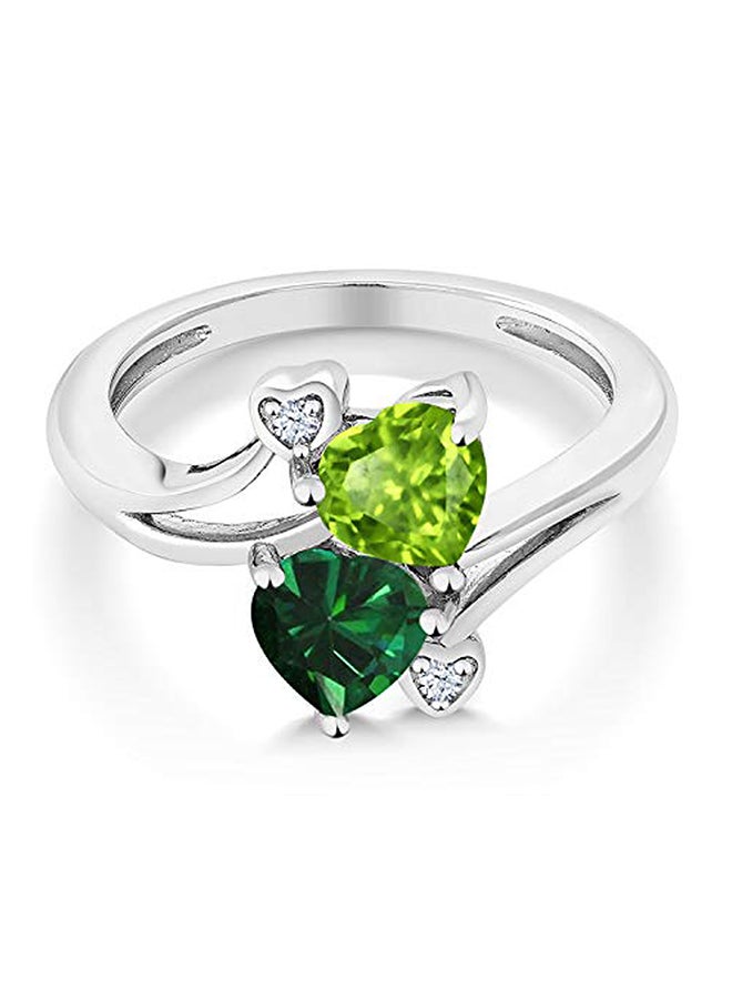 GEM STONE KING 925 Sterling Silver Green Peridot and Green Simulated Emerald Ring 1.54 Ctw Heart Shape  - Image 2