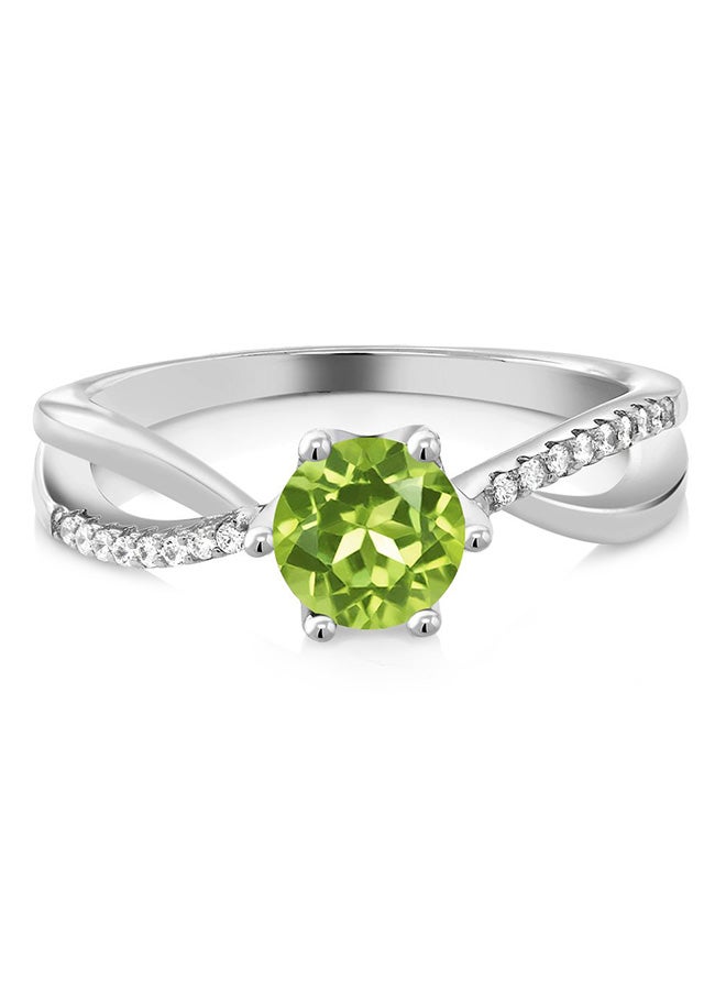 جم ستون كينج خاتم إنفينيتي للنساء من الفضة الإسترليني عيار 925 ومرصع بالزبرجد الأخضر عيار 1.09 قيراط بقصة دائرية من جيم ستون كينج - Image 2