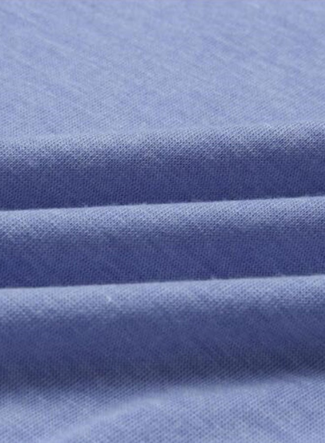 شاربدو تيشيرت كاجوال بتصميم سادة أزرق - Image 3