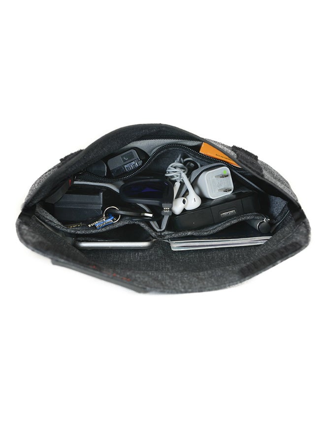 Peak Design Field Pouch BP-BL-1 Charcoal  - Image 3