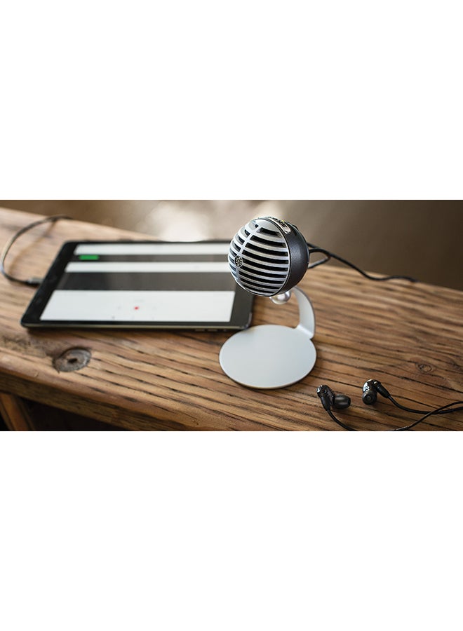Shure Digital Condenser Microphone MV5 BLK Black/Silver  - Image 4