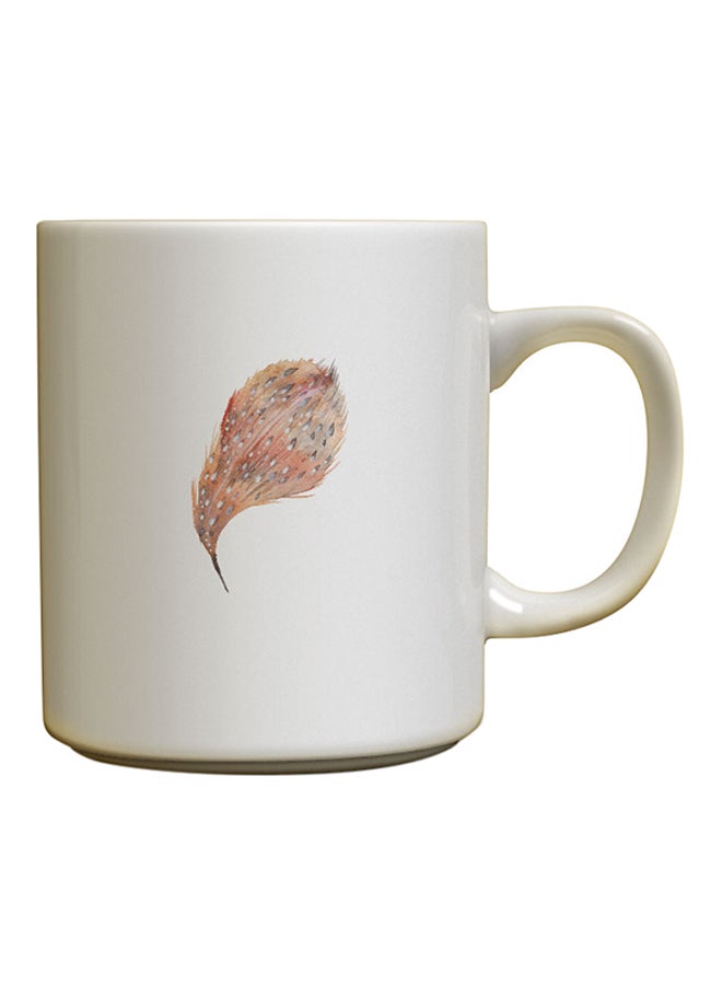 مج سيراميك بتصميم ريشة جميلة متعدد الألوان