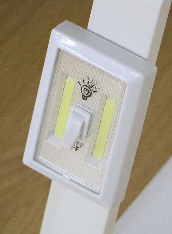 فوبيري مجموعة مصابيح LED ليلية للحائط بدون أسلاك تعمل ببطارية لاسلكية مزودة بمفتاح للتشغيل ولإغلاق مكونة من 3 قطع أبيض 10 x 8سم  - Image 3