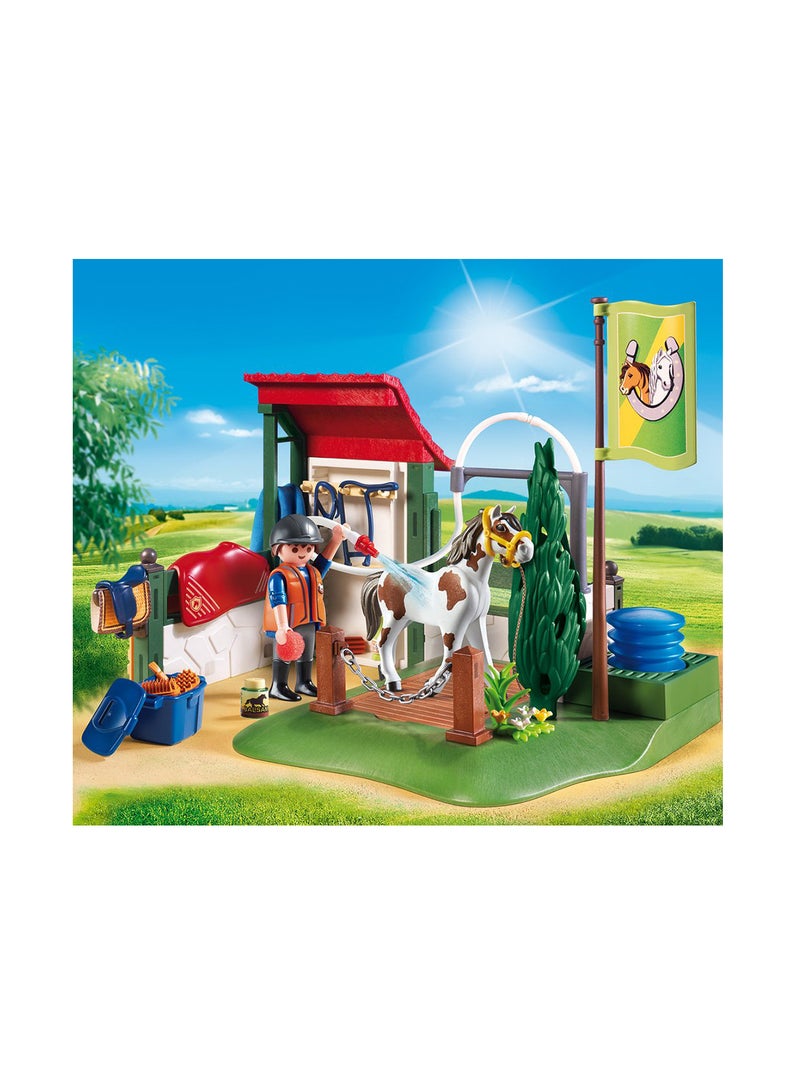 Playmobil Horse Grooming Station Building Set 10+ Years  - Image 3