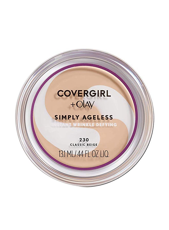 CoverGirl Instant Wrinkle Defying Liquid  Foundation Classic Beige - Image 1