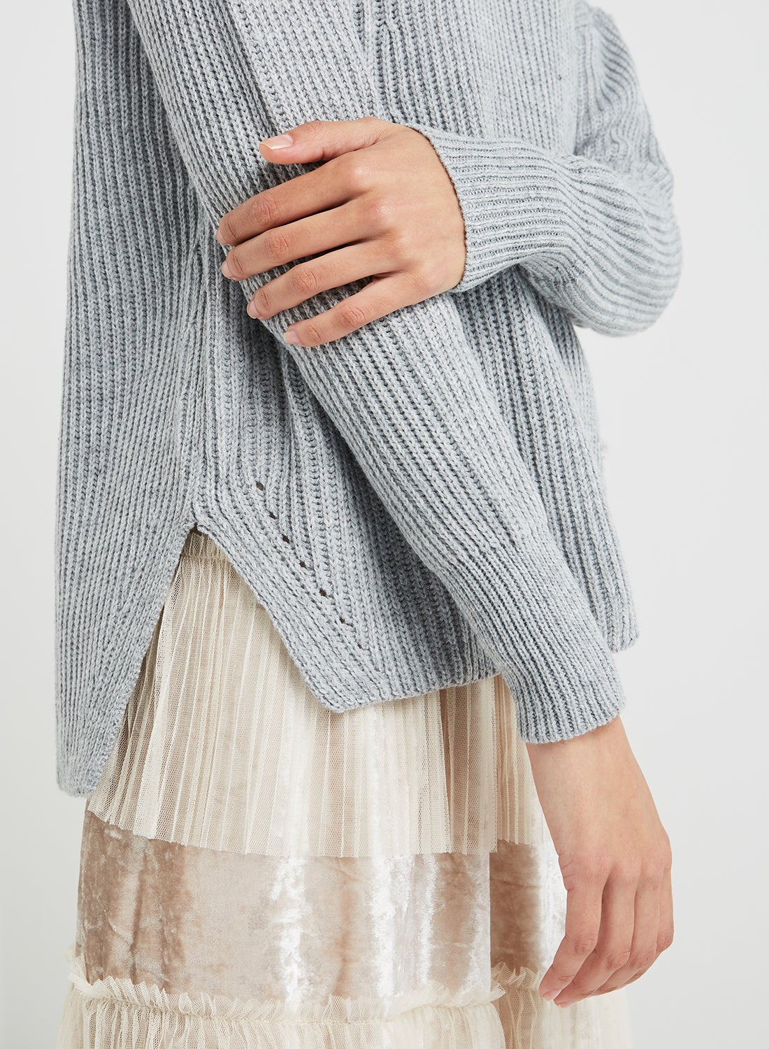 Crew Neck Sweater Grey - https://f.nooncdn.com/p/v1551263116/N20092351A_4.jpg?format=jpg&width=original