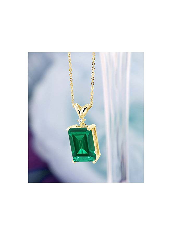 GEM STONE KING 925 Sterling Silver 18 karat Gold Plated 6.52 Ct Diamond And Emerald Studded Pendant Necklace  - Image 3