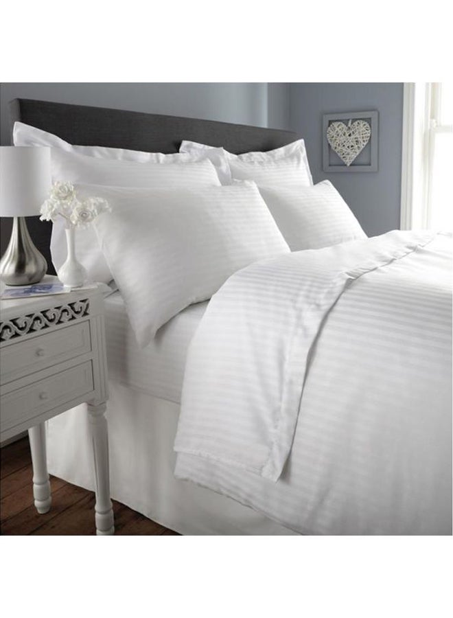 Ahmedabad Cotton 3-Piece 210 Thread Count Long-lasting and Luxuriously Soft  Sateen Wrinkles Free Striped Queen Size Bedsheet With Pillow Cover Set Includes 2xPillow Cover 50x80 cm, 1xBed Sheet Cotton White 150x200x40cm 