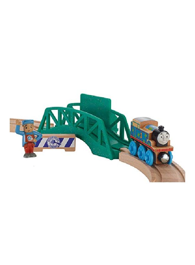 THOMAS & FRIENDS - 5-In-1 Train And Tracks Builder Set FHM64 - Image 1