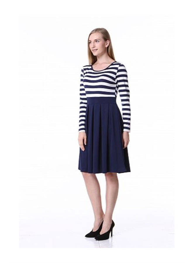 Mixfeer Short Sleeve Swing Midi Dress Dark Blue  - Image 3
