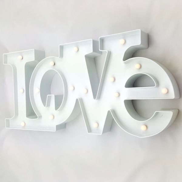 آرون فلاور إضاءة للتعليق بتصميم كلمة "Love" أبيض 20x40سم - Image 2