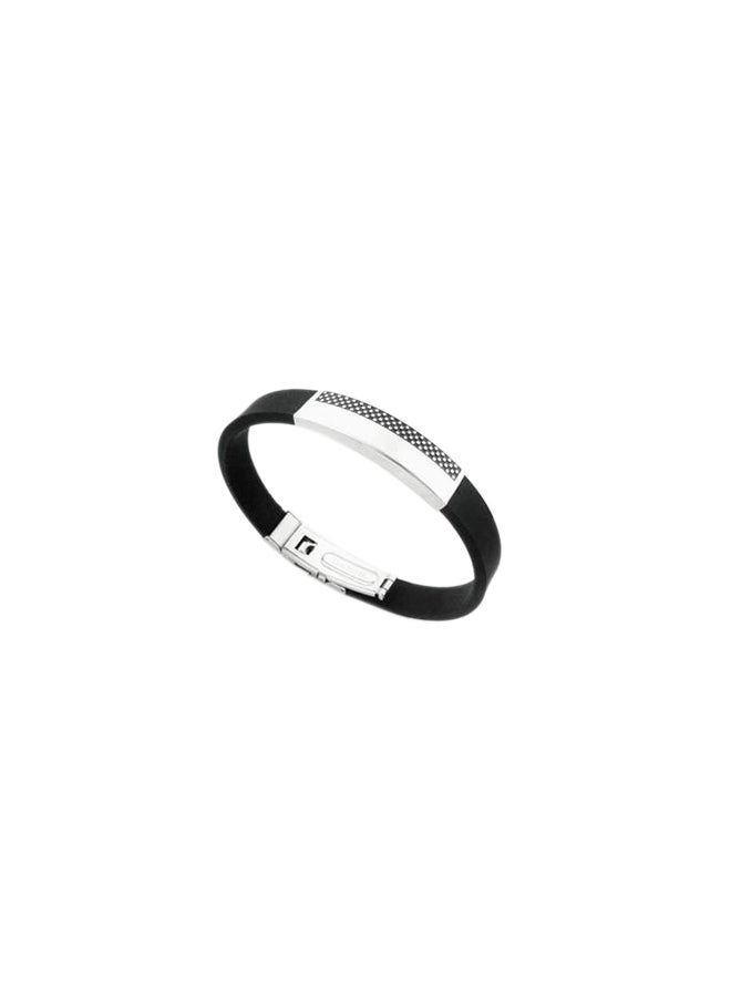 سوار من التيتانيوم فريد من نوعه