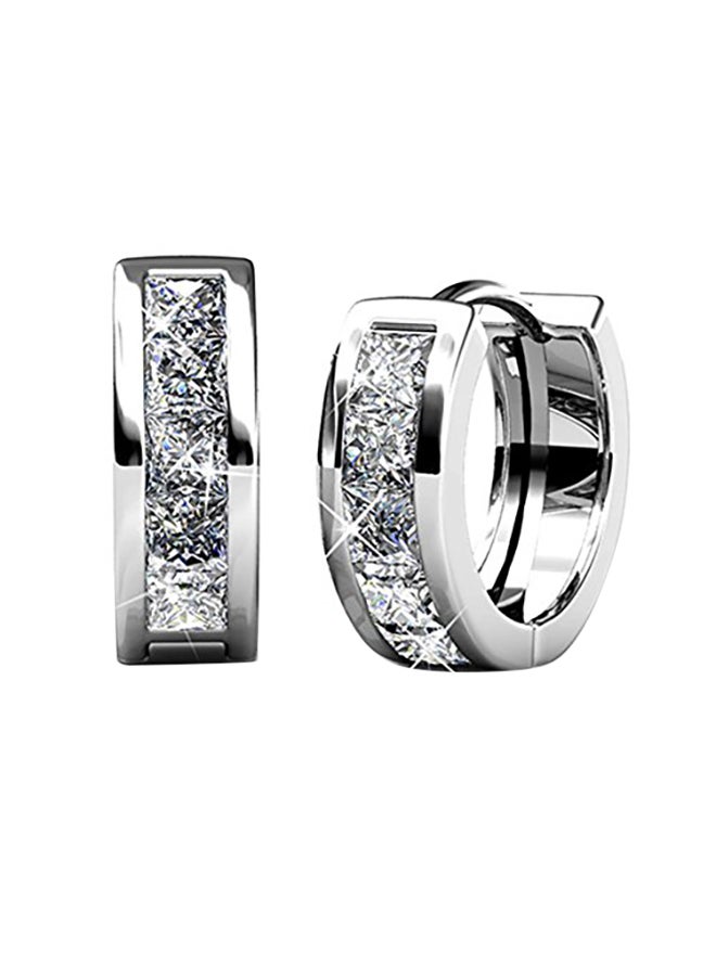 كايت آند كلوي أقراط كريستالية من النحاس الأصفر مطلية بالذهب الأبيض عيار 18K