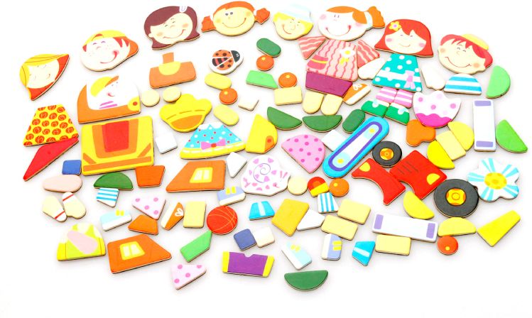 Wooden Magnetic Drawing Board  - Image 2
