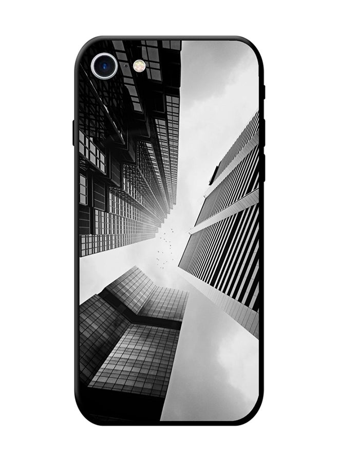 إس واي إن غطاء حماية واق لهاتف أبل آيفون 8 متعدد الألوان