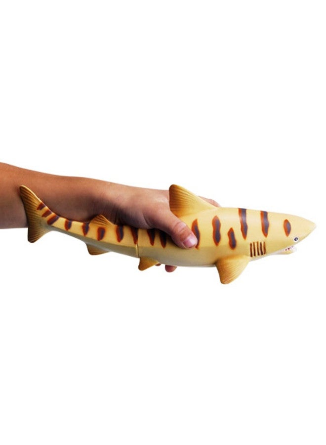 Learning Resources Jumbo Ocean Animal Figures - Image 4