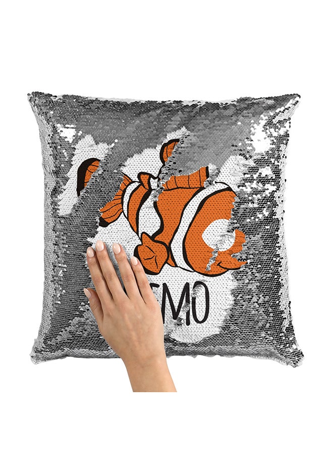 وسادة زينة بالحشوة مغطاة بالترتر ومزينة بصورة متقطعة باللون البرتقالي لفيلم Finding Nemo متعدد الألوان 16x16بوصة - Image 1