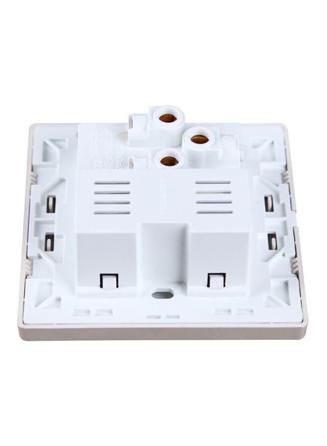 Generic - Universal Wall Socket With Dual USB Port White 8.8 x 8.8 x 3.6centimeter - Image 1