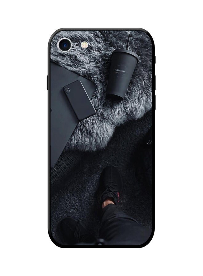 إس واي إن غطاء حماية واق لهاتف أبل آيفون 8 متعدد الألوان