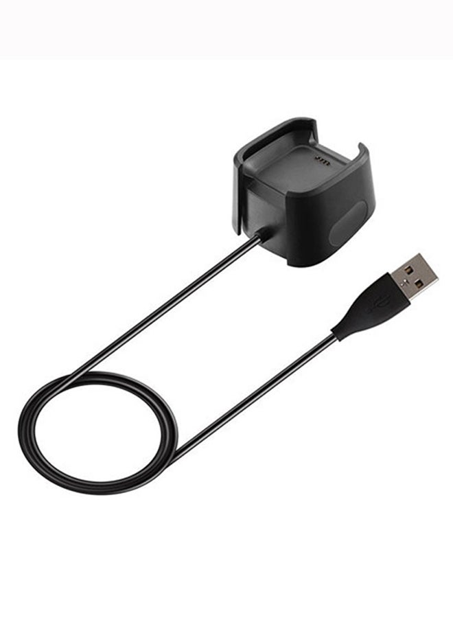 كابل شحن USB سريع لساعة فيتبيت فيرسا أسود