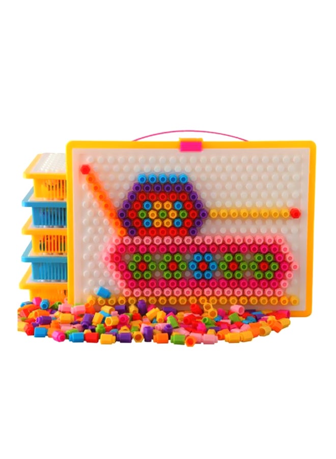 لعبة تركيب الصور المقطعة من مسامير على شكل فطر