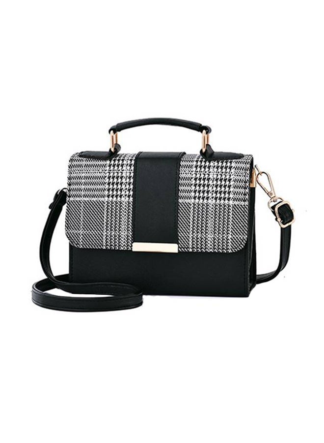 Retro Plaid Messenger Bag Black/White - v1553705590/N22302157A_1