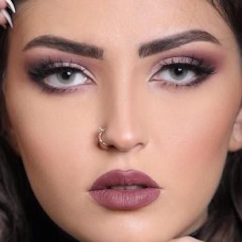 لينس مي عدسات لاصقة باللون الثلجي