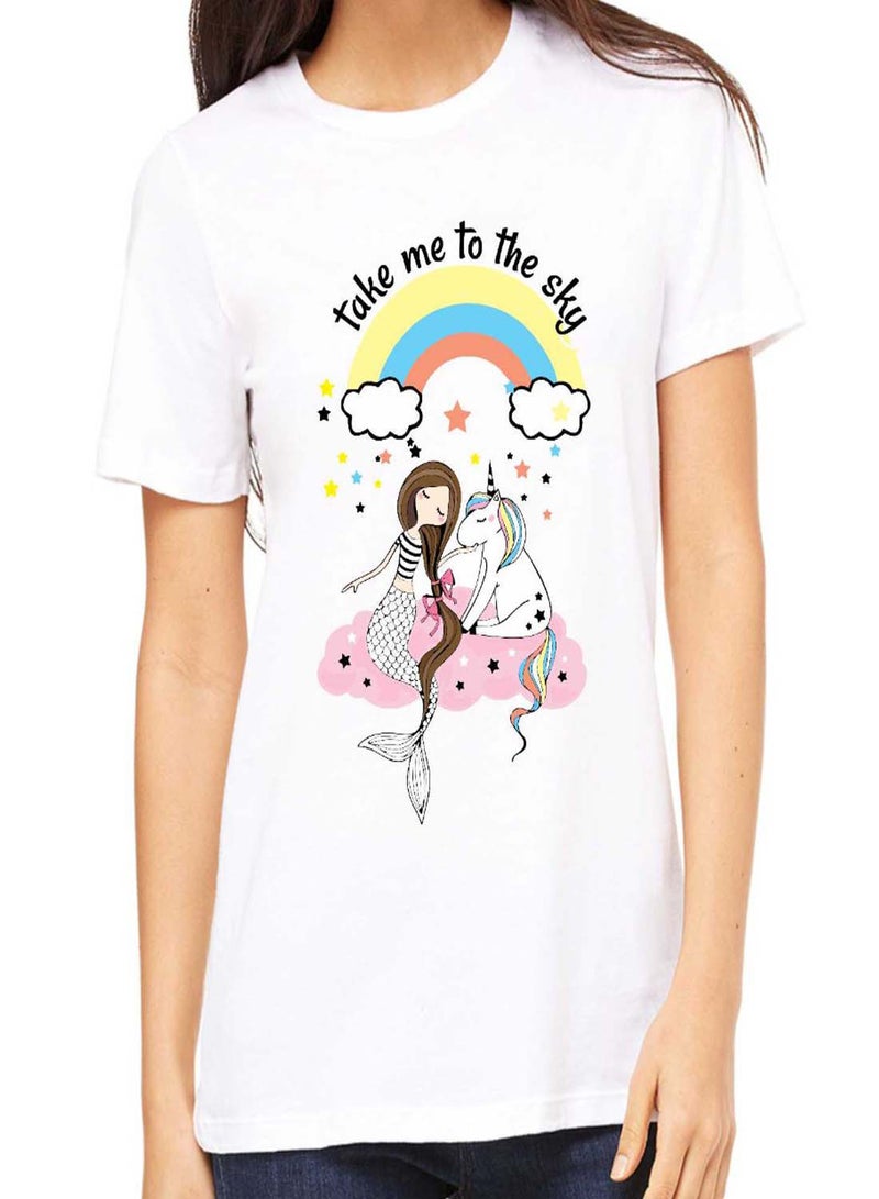 أف إم ستايلز تيشيرت بأكمام قصيرة مطبوع عليه عبارة "Take Me To The Sky Unicorn" أبيض - Image 1